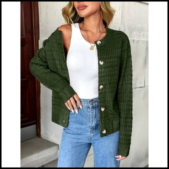 Cropped Cardigan Sweater, Button Front, Chunky Knit, Versatile Outerwear - Picture 3 of 7